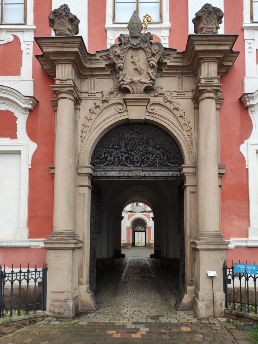 Benediktinský klášter Broumov