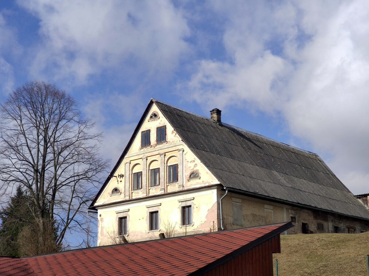 statek v Jetřichově