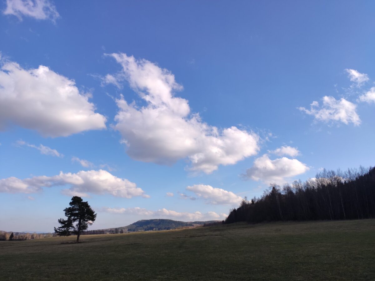 na jih od Vernéřovic